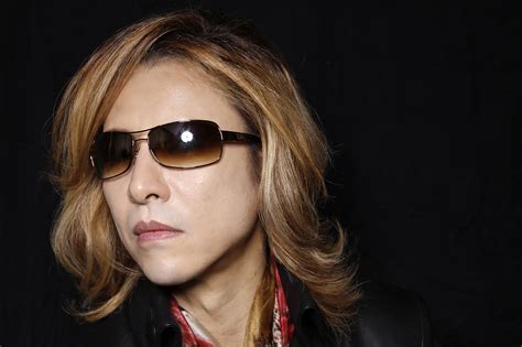  Yoshiki-Orchestratoren Suuri Palaaminen: Japanin Rocklegendan Hiljaisten Vuosien Jälkeen!